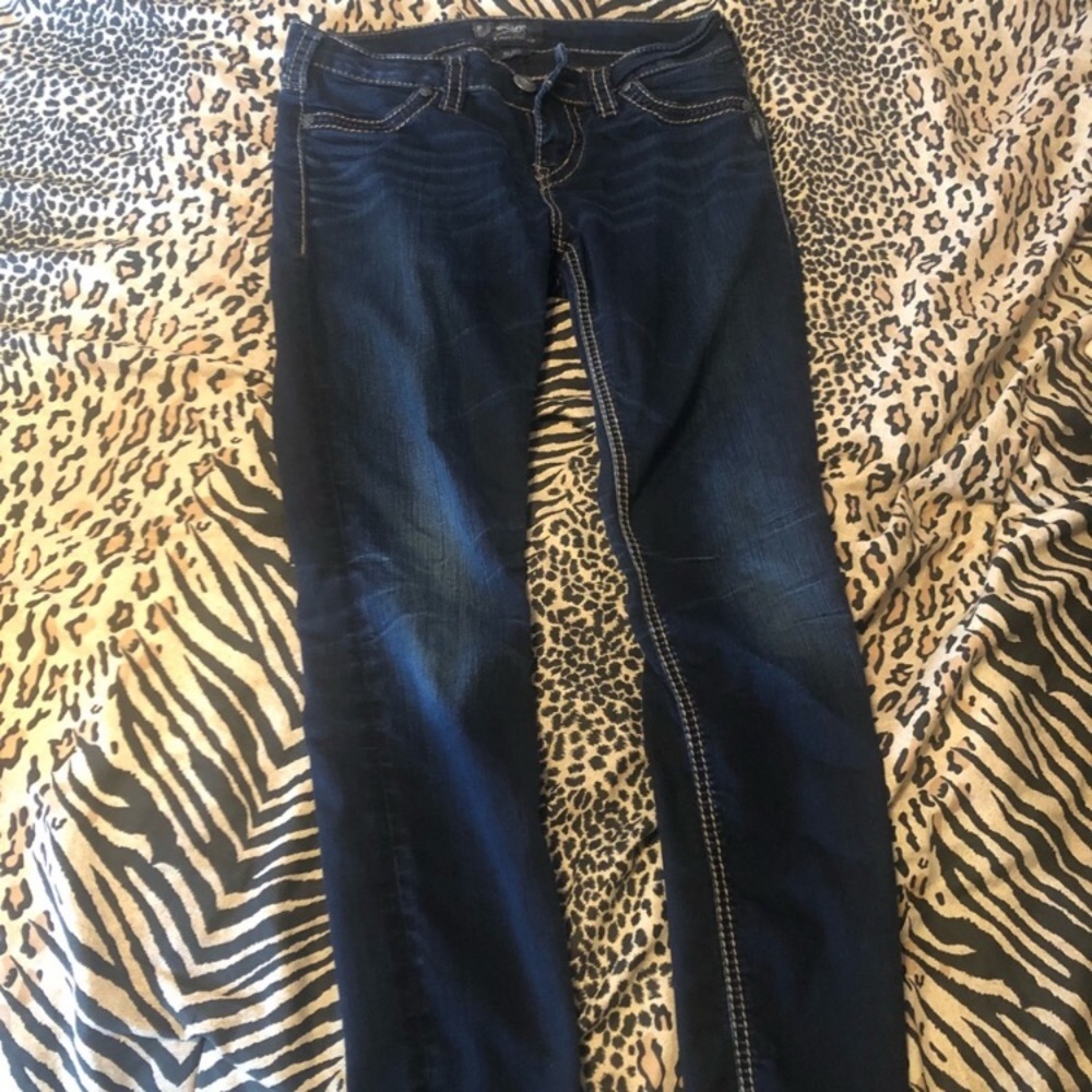 Silver jeans size 28 suki mid super skinny jeans